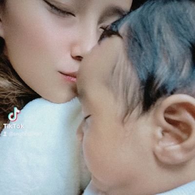 SnobbishCay's profile picture. Forever grateful to you Lord 🥰🙏☝️