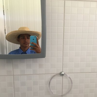 Misael1046215r's profile picture. 