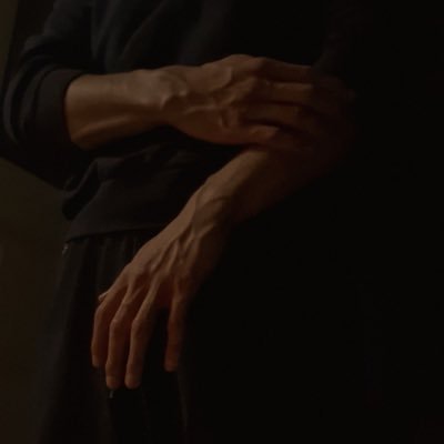 23 | bi | 6ft