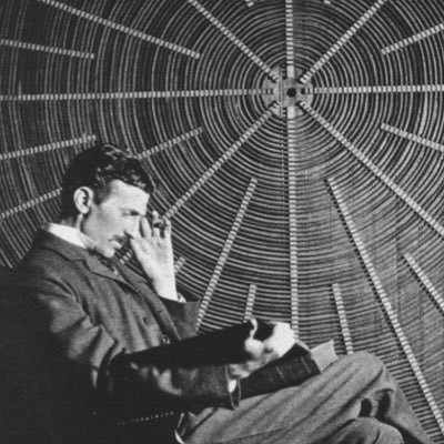 uritgirlll's profile picture. trying to learn stuff- she/her