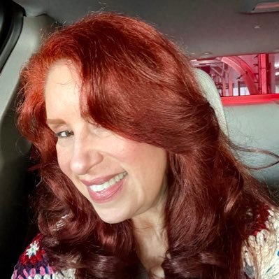 Topazbrilliance's profile picture. Forever grateful to God for salvation🙌🏼 / Married❤️/ A Mom💕/ A poet ✍️ / Adventurous 🚴🏻‍♀️