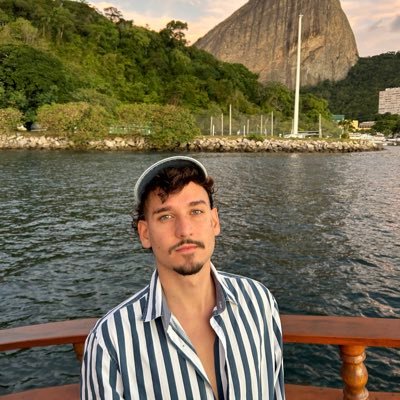 um carnaval diário, economista pela feausp https://t.co/L5B1AiKCEc