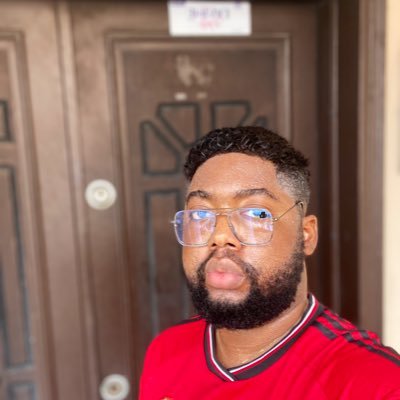 Explorer 📍
Writer 💯
There's alot about can't say all up here but try to get to know me first....