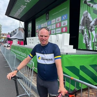 Just Jaap!🙃 ADHD ♥️Risico's bij BLG Wonen. 🏃, 🏊 en 🚴.
Vertegenwoordigt het volk in de Raad van Veenendaal, geniet van z'n 2 dochters♥