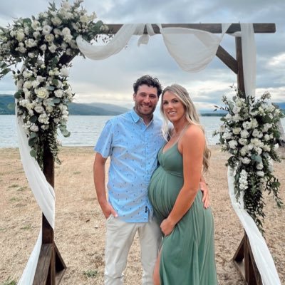 kaleenamcelwee's profile picture. business owner • lash artist • twenty-seven