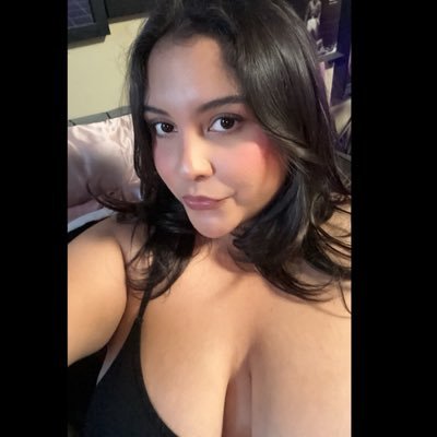 jvquelineb's profile picture. 27🥳