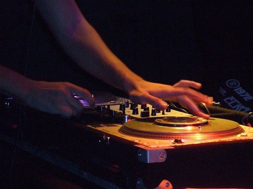 t0nymt's profile picture. Sharing is caring