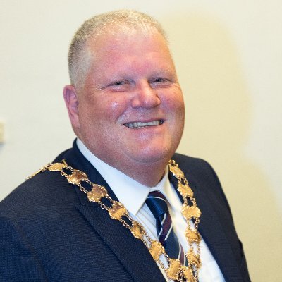 The Mayor of Knutsford is elected annually, your current Town Mayor is Cllr Colin Banks. Account run by @knutsfordtown council team. More active on Fbook/Insta