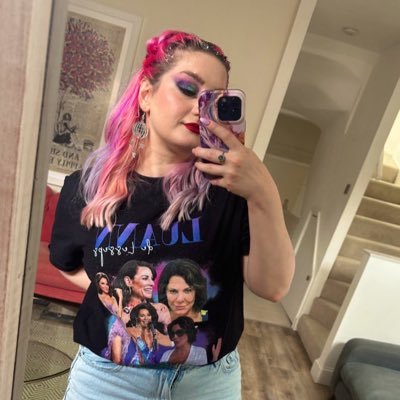 Mackem ♏ Horror, housewives, reality telly and talking daft shite. She/Her. 💖✨🌈🏳‍⚧👻