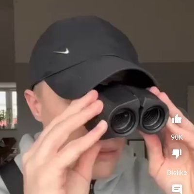 ololo2215's profile picture.