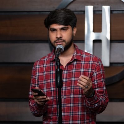 poetparvez_'s profile picture. Poet | ✍️ | Zindagi ki Paheliya suljhane me bahot Uljha hun, Bahot tuta💔 hun tab jake Suljha hun.