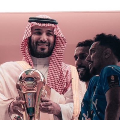 ajhloi's profile picture. 