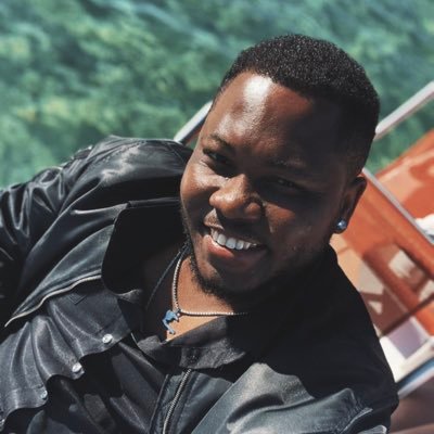 Duranca92's profile picture. Analyste Veilleur | Chargé d’études économiques | Data analyst | Intelligence économique. #Veille #Intelligenceeconomique #réputation #Analyste #dataanalyst