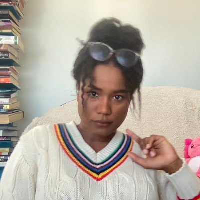 Kennelia_M's profile picture. A "superficial" space cadet who left her pipette.
🇦🇬