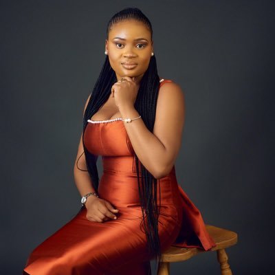 Alaba_olubunmi's profile picture. Law graduate|LLM in view|Baby Cardiologist|Self acclaimed neurosurgeon|Tomorrow I become a physiotherapist.