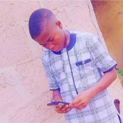 LateefAdewale02's profile picture. Let's get into the crypto world🌎 💪