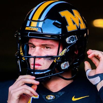 DecomposedB's profile picture. Very into Sports, Love the #ChiefsKingdom #Royals, #SKC, #USMNT,  and #Mizzou
Nick Bolton  stan & Founder of the Carter Jensen Fan club.