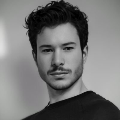 Teymour_B's profile picture. Strategy consultant focused on energy, climate and circularity. Surfing and boxing when not working.