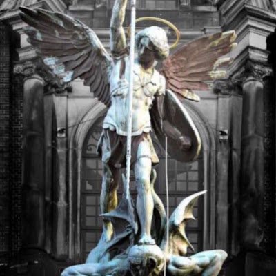LivingE70077's profile picture. 