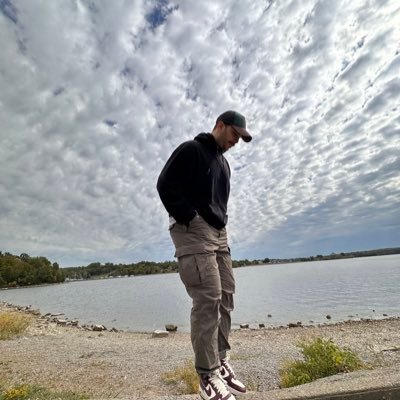 YalinTaylanPak's profile picture. 