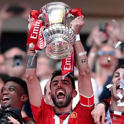 • Updates • Analysis • Transfers
@manutd
• private acc ~ @akshayrajtr_utd
• followed by @unitedstandmufc