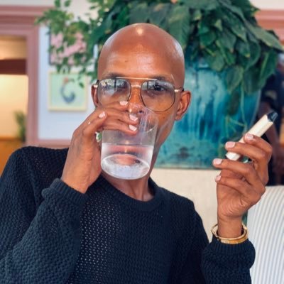 Nikkie_ZA's profile picture. He's vibe's just different.  🇿🇦