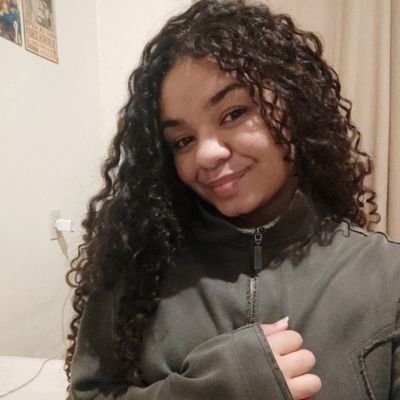 avskhj's profile picture. na minha mente com os meus bonsais