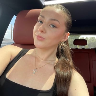 kayliecastile's profile picture. i do social media