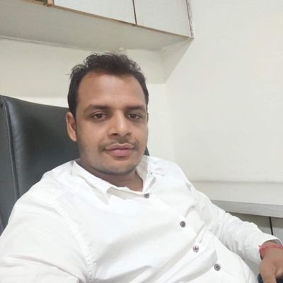 मेरा व्यक्तित्व और व्यवहार, आप पर निर्भर करता है।