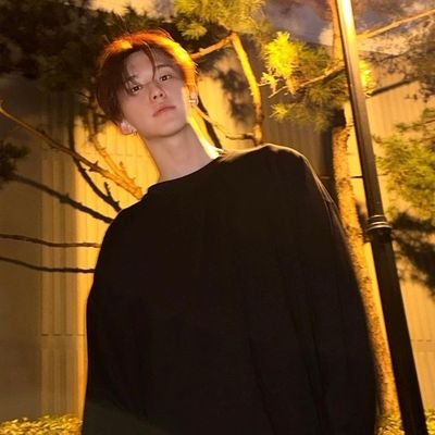 Eyvaaaah_'s profile picture. 