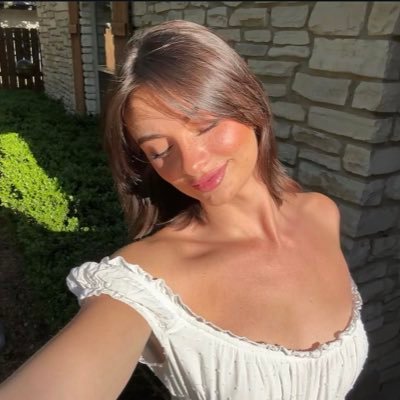 Angel @SoPhukinCute  X 