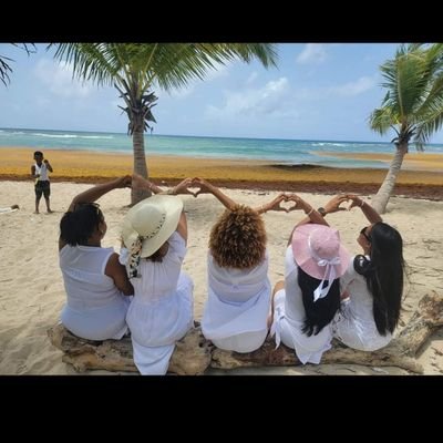 cathhijadeDios's profile picture. Yo Le creo a El. :) 
Deja que brilla la luz 💡 de Jesús que hay dentro de ti. Let it shine ✨ ◕ ‿‿ ◕