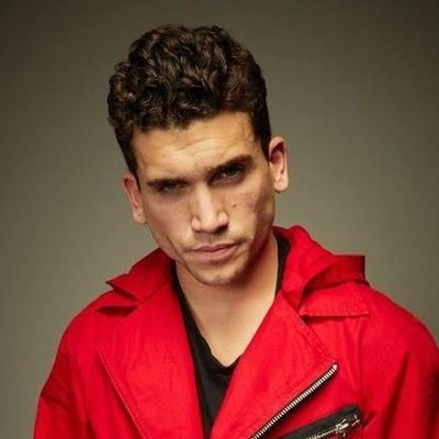 AkshatPanchol10's profile picture. Entertainment,  memes,  shayari, motivational quotes,