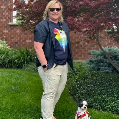 Josh’s 🏃🏾♂️ person 🐾🐶Hank”s (Charlie 😇& Bella😇) care giver, daughter, aunt, sister, teacher 🌈 Breast Cancer Warrior, follower of Christ✝️