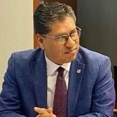 Genero confianza entre tomadores de decisiones: Empresas Familiares/Cabildero/Estratega Parlamentario.