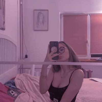 reeds_monica's profile picture. hmu if you down for a good time/hookup👅😻