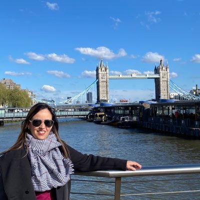LIC.EN ADMÓN DE EMPRESAS, ASESORA EN DESARROLLO ORGANIZACIONAL Y SOCIA DE JJ EVENTOS, PINTORA, MELÓMANA, CINÉFILA, APASIONADA POR LA VIDA, ALEGRE E IDEALISTA