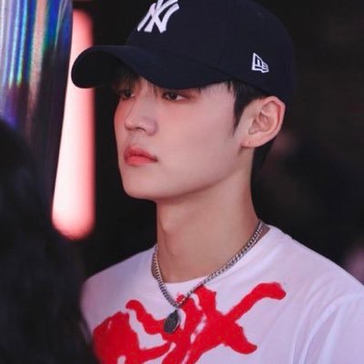 quxiuxiu1231's profile picture. 