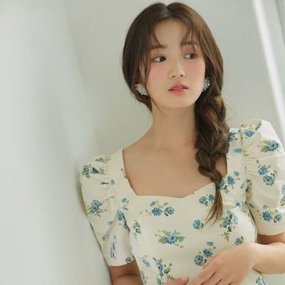 봇 / 패러디 김혜윤. 현재 프로젝트: 선재 업고 튀어 (2024)