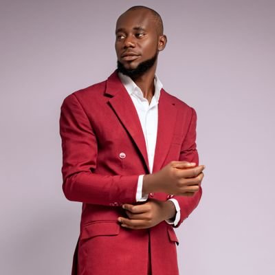 celebritys40131's profile picture. 