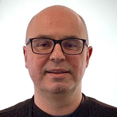 xavier_plaza_s's profile picture. Profesional: IT Management, BI, IA, LLM. Personal: Música, Barça