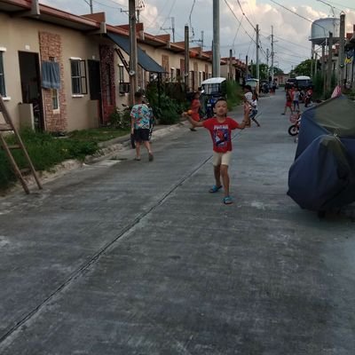 pickpickanava's profile picture. loving mother