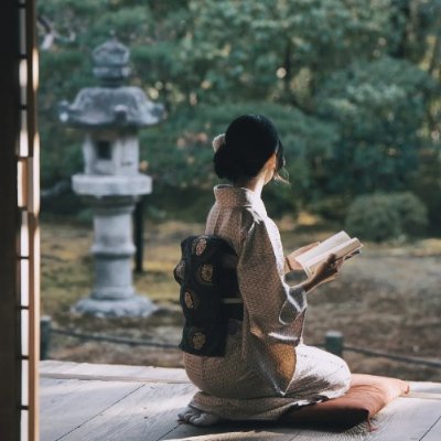 艺术
◾️書道家・博士(書道学)
◾️NHK大河ドラマ「光る君へ」題字揮毫・書道指導
◾️雑誌『なごみ』(淡交社)「くずし字道場」連載中
◾️WEB「ひとうたの茶席」連載中