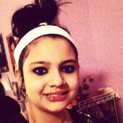 ShelbieMaria's profile picture. I have black hair, brown eyes, blue if I have my contacts in. I love to have fun and hang out with friends.(: