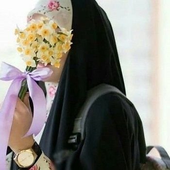 مادر دو گل دختر🩷
عاشق آشپزی و شیرینی پزی🥣
از دیار نصف جهان✨
عاشق زمستان🌨️