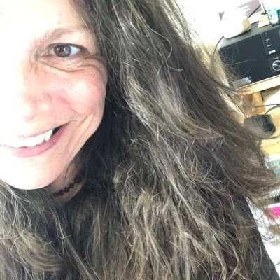 sallytreacle's profile picture. Cats. Puffins. Grapes.