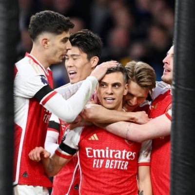 nujebese's profile picture. 栄光時代を知らないアーセナルサポーター/#COYG /たまにロッテ/趣味ツイート多め(音楽・ラジオ・お笑い) 最近はpodcast中毒