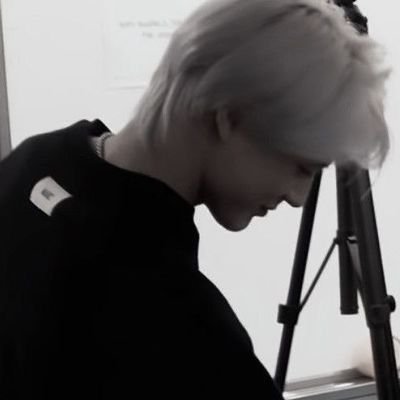 แล้วเธอมีอะไรมั้ย ถ้าเธอไม่มีอะไร ผมจะได้มีอะไรด้วย