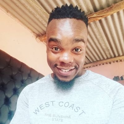 Mdluli_Simon12's profile picture. Weird!!🥺🥺