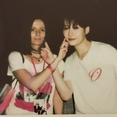 Hi! I'm Anna. GL\BL. Kpop|Cpop #Fanxyred #LiuYuxin #ZeeNuNew #OnlyOneOf😍🏳️🌈Against leftists and rightists. Stand with Ukraine.Against Islamic terrorism!